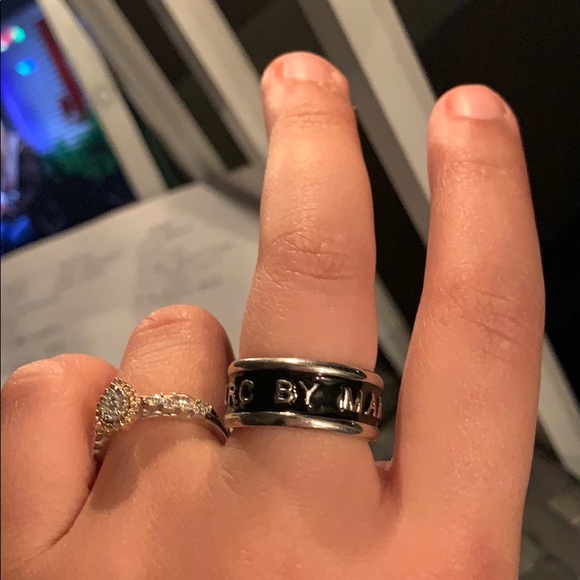 Marc Jacobs ring - Picture 1 of 4